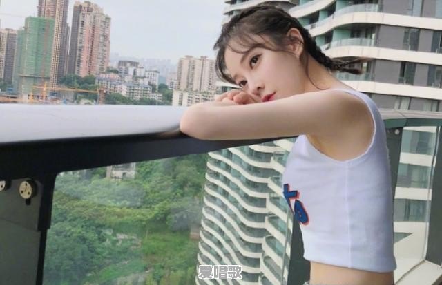 冯提莫参加脱口秀大会,大方自黑身高,也悟出一个道理:不要带标签看人!如何评价 冯提莫参加脱口秀大会,大方自黑身高,也悟出一个道理:不要带标签看人!如何评价 - 爱唱歌