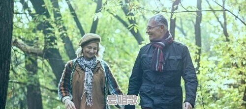 为什么有时候感觉自己很好看,有时候又感觉自己很难看 为什么有时候感觉自己很好看,有时候又感觉自己很难看 - 爱唱歌