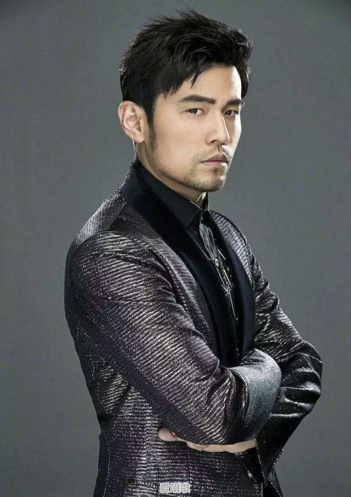 假如没有周杰伦,其他歌手不变,华语乐坛还是会出现和他一样有才华的歌手吗 假如没有周杰伦,其他歌手不变,华语乐坛还是会出现和他一样有才华的歌手吗 - 爱唱歌