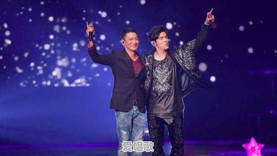 假如没有周杰伦,其他歌手不变,华语乐坛还是会出现和他一样有才华的歌手吗 假如没有周杰伦,其他歌手不变,华语乐坛还是会出现和他一样有才华的歌手吗 - 爱唱歌