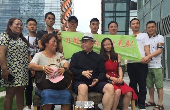 能推荐几十首车载轻音乐吗 - 爱唱歌
