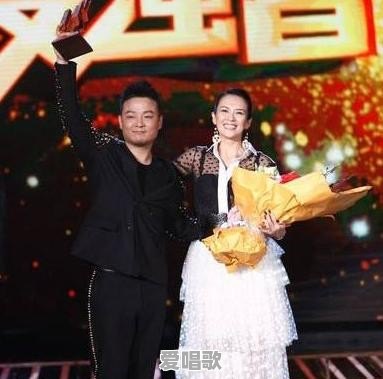 《歌手》中给龚琳娜帮唱的曾一鸣是何来历 《歌手》中给龚琳娜帮唱的曾一鸣是何来历 - 爱唱歌