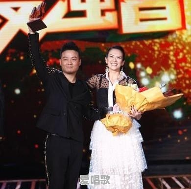 《歌手》中给龚琳娜帮唱的曾一鸣是何来历 《歌手》中给龚琳娜帮唱的曾一鸣是何来历 - 爱唱歌