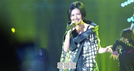 那些模仿歌手唱歌的人,用的是声音什么原理 那些模仿歌手唱歌的人,用的是声音什么原理 - 爱唱歌