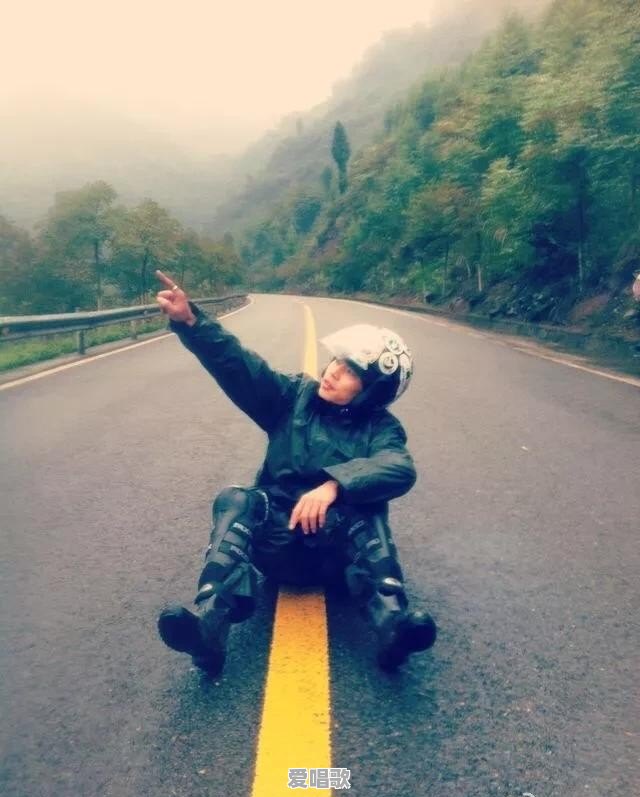 赵雷的《成都》是不是被过度消费了 赵雷的《成都》是不是被过度消费了 - 爱唱歌