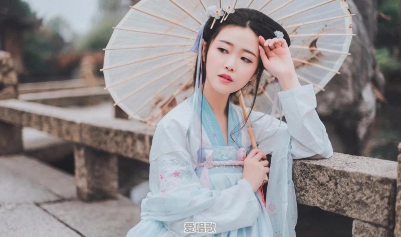 性感的女人有什么特点 性感的女人有什么特点 - 爱唱歌