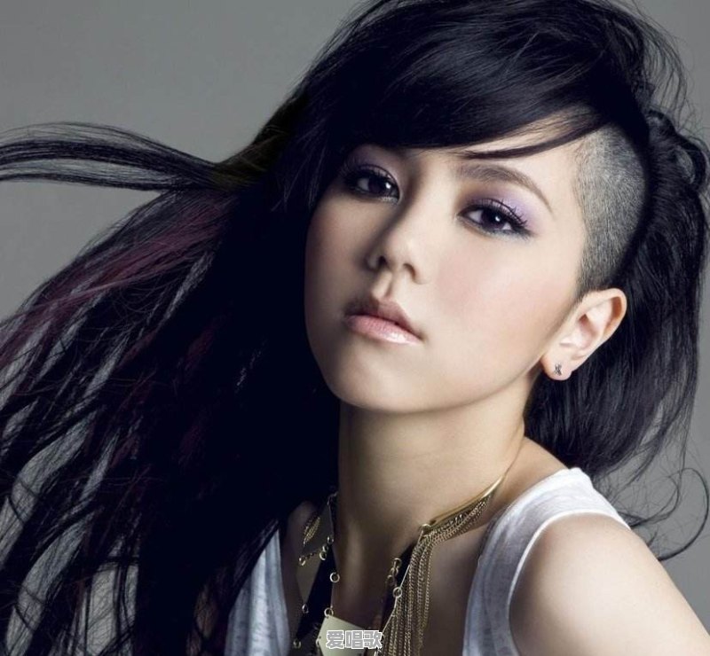有没有很酷的歌曲,要女生唱的,前奏太多不要 有没有很酷的歌曲,要女生唱的,前奏太多不要 - 爱唱歌