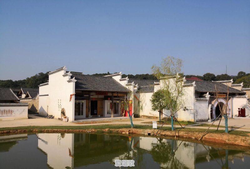 在你们家乡,“炫耀”用方言怎么说 在你们家乡,“炫耀”用方言怎么说 - 爱唱歌