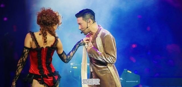 钢琴练习如何进行断奏和连奏 钢琴练习如何进行断奏和连奏 - 爱唱歌
