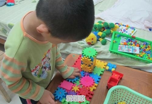 幼儿大班怎么教拼读拼音 幼儿大班怎么教拼读拼音 - 爱唱歌