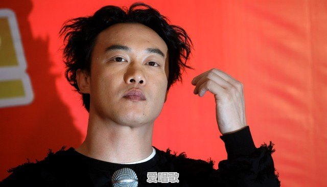 谭咏麟、张国荣、陈百强、梅艳芳、林子祥和许冠杰这几位大师综合上应该怎么排名 谭咏麟、张国荣、陈百强、梅艳芳、林子祥和许冠杰这几位大师综合上应该怎么排名 - 爱唱歌