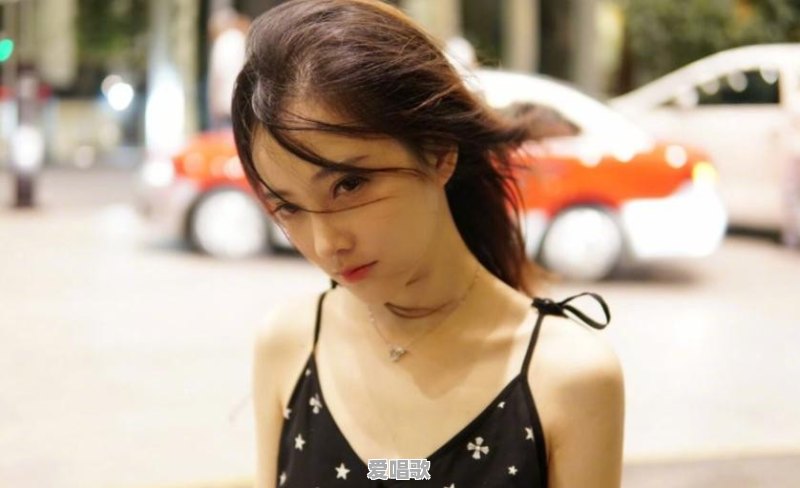 冯提莫登上江苏跨年晚会,和潘玮柏同台飙歌,B站签她是否真的赚了 冯提莫登上江苏跨年晚会,和潘玮柏同台飙歌,B站签她是否真的赚了 - 爱唱歌