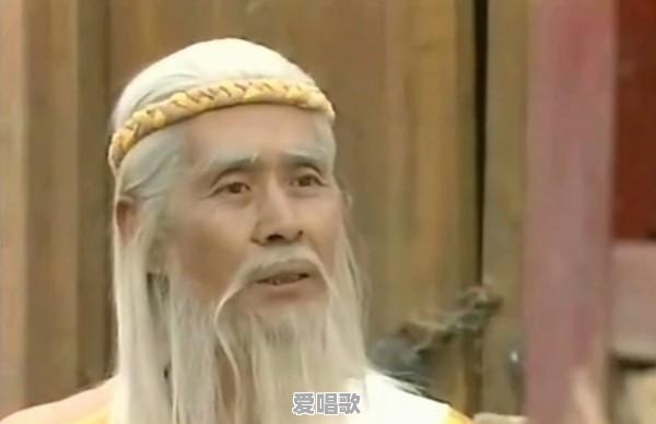 吕姓网红歌手 - 爱唱歌