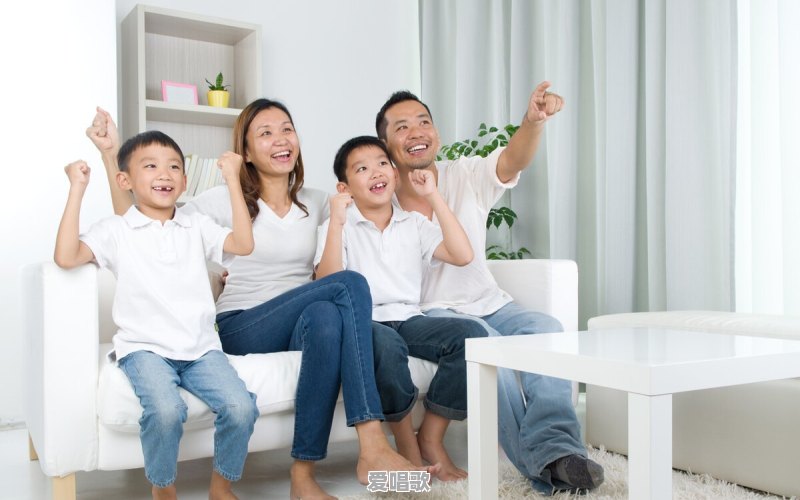 家长们,你排斥孩子看电视吗,为什么 家长们,你排斥孩子看电视吗,为什么 - 爱唱歌