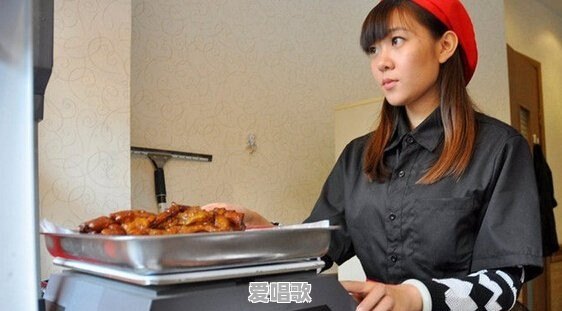咸阳女老板穿汉服卖包子成“网红”,陕西还出过哪些平民网红 咸阳女老板穿汉服卖包子成“网红”,陕西还出过哪些平民网红 - 爱唱歌
