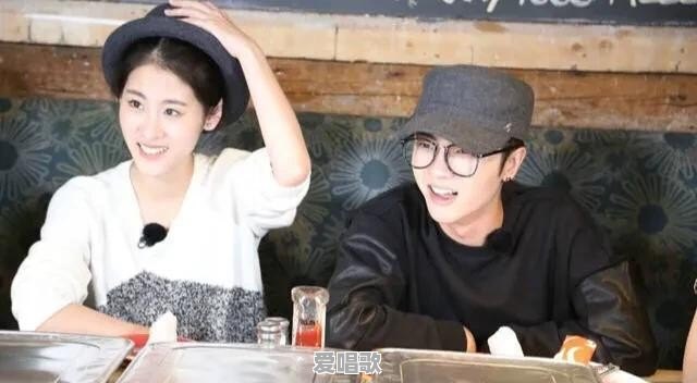 同样是隐婚生子，为何华晨宇张碧晨得到的却是祝福 - 爱唱歌