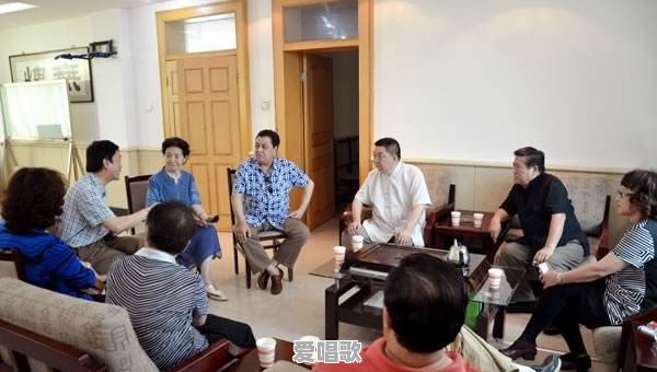 如何看待农村有些年轻人返乡以后,连家乡话也不会说?啥原因呢 如何看待农村有些年轻人返乡以后,连家乡话也不会说?啥原因呢 - 爱唱歌