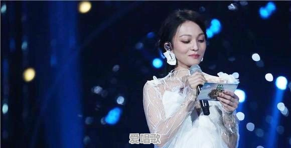 因为我听歌花了2块钱,被我爸妈骂了一顿,狠批,我有错吗 因为我听歌花了2块钱,被我爸妈骂了一顿,狠批,我有错吗 - 爱唱歌