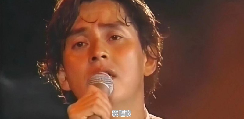 成龙现在在娱乐圈是什么地位 - 爱唱歌