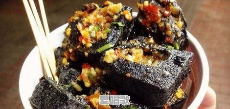 哪些路边摊是你无法拒绝的 哪些路边摊是你无法拒绝的 - 爱唱歌