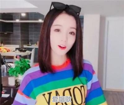 网红“莉哥”因戏唱国歌被封杀,需支付天价违约金,你怎么看 网红“莉哥”因戏唱国歌被封杀,需支付天价违约金,你怎么看 - 爱唱歌