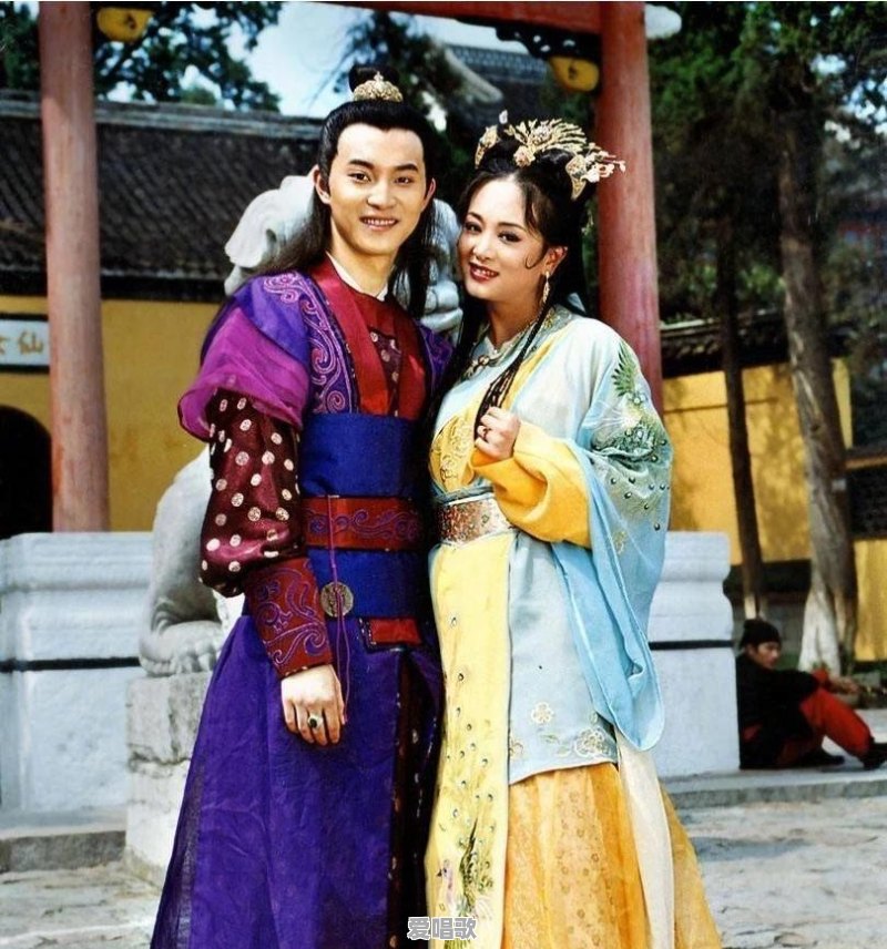 为什么看完中国有嘻哈总决赛,最后还是感觉杰伦在顶点俯视着众人 为什么看完中国有嘻哈总决赛,最后还是感觉杰伦在顶点俯视着众人 - 爱唱歌