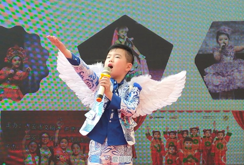 唱歌时专注于感情投入，唱出真情实感和歌唱技巧两个都要有，哪个更重要 - 爱唱歌