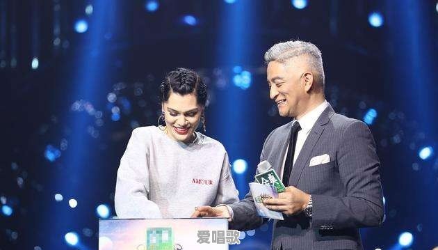 为什么在湖南电视台,歌手吉杰成了歌手助理,华晨宇却是歌手呢 为什么在湖南电视台,歌手吉杰成了歌手助理,华晨宇却是歌手呢 - 爱唱歌