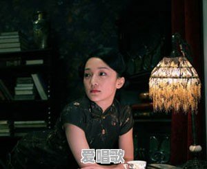 穿旗袍的女星，谁看起来最符合气质 - 爱唱歌