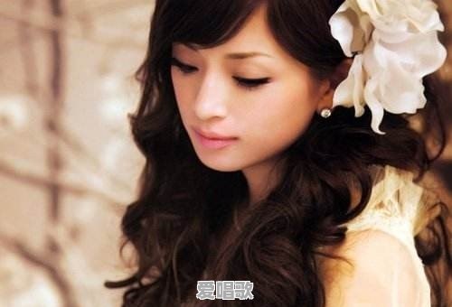 日本最漂亮的女明星是谁 - 爱唱歌