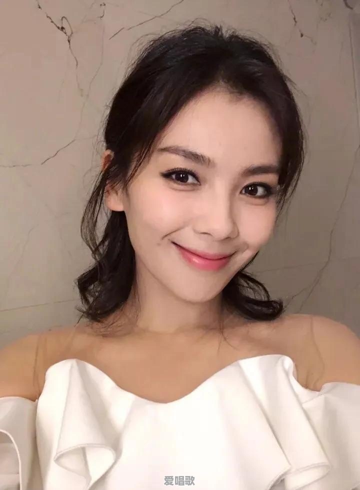 明星素颜,有几个是真素颜 明星素颜,有几个是真素颜 - 爱唱歌