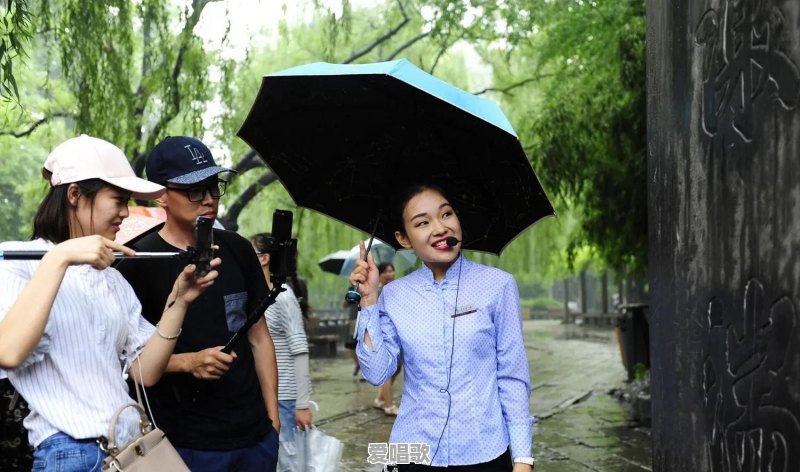 女生去当导游好吗?导游行业真的很复杂吗 女生去当导游好吗?导游行业真的很复杂吗 - 爱唱歌