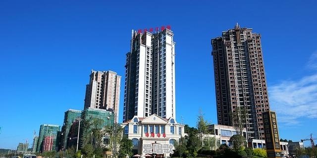 想找个环境好的小县城定居,谁能推荐一个 想找个环境好的小县城定居,谁能推荐一个 - 爱唱歌