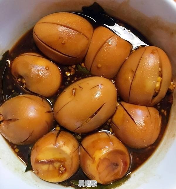 鸡蛋的花样吃法，你会几种呢？有什么做法推荐 - 爱唱歌