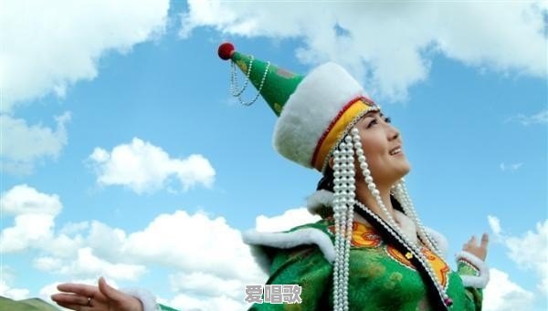 怎么有2个叫格格的蒙古族歌手?火苗是哪个唱的 怎么有2个叫格格的蒙古族歌手?火苗是哪个唱的 - 爱唱歌