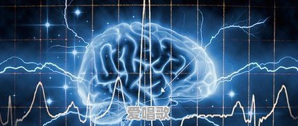 有没有过一件事情经历后似乎在梦里，或者其他记忆里见过或者似曾相识 - 爱唱歌