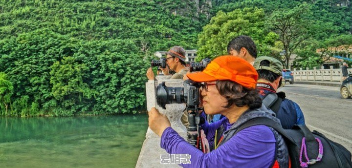 有些人在外不打工了非要回家做自媒体,这些人是怎么想的 有些人在外不打工了非要回家做自媒体,这些人是怎么想的 - 爱唱歌
