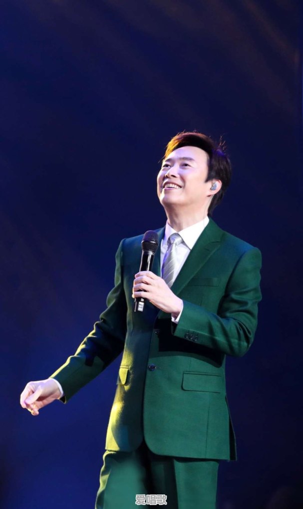 1990年之后还在唱歌出唱片且经典歌曲超过30首的歌手有哪些?怎么样 1990年之后还在唱歌出唱片且经典歌曲超过30首的歌手有哪些?怎么样 - 爱唱歌