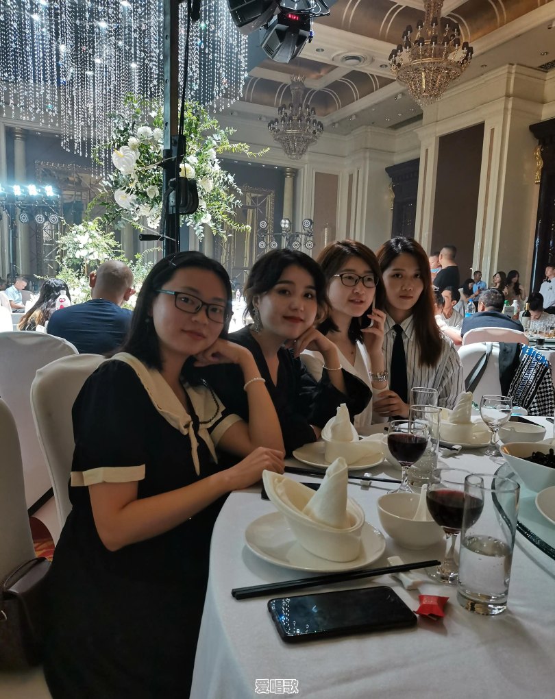 谈谈你心底最喜欢的那首撩动你心弦的歌以及你的故事~ 谈谈你心底最喜欢的那首撩动你心弦的歌以及你的故事~ - 爱唱歌
