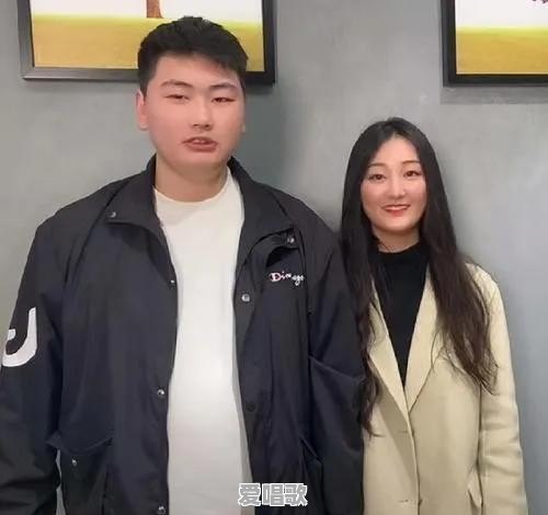 刷爆网络的儿子儿媳离婚事件的农民歌手大衣哥朱之文,你知多少 刷爆网络的儿子儿媳离婚事件的农民歌手大衣哥朱之文,你知多少 - 爱唱歌