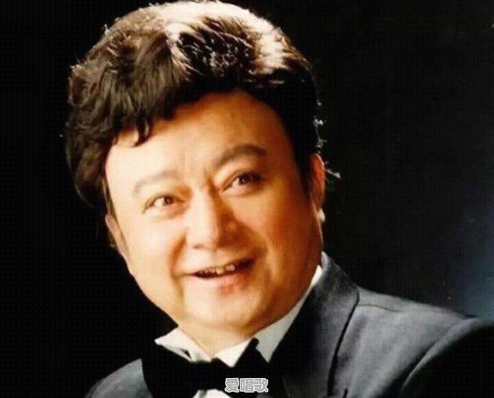 老人网红男歌手是谁 老人网红男歌手是谁 - 爱唱歌