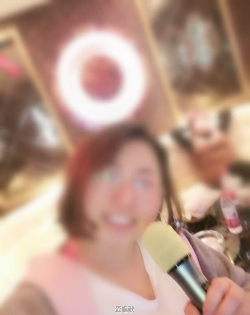 唱歌一上来就拉高音,后面的上不去了容易破音。只有俩个声调,一个平一个高,怎么办 唱歌一上来就拉高音,后面的上不去了容易破音。只有俩个声调,一个平一个高,怎么办 - 爱唱歌
