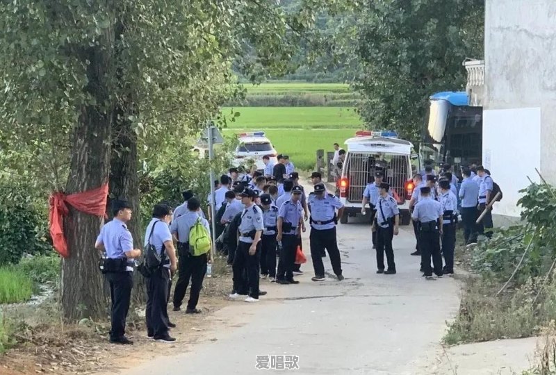 江西入室杀人的嫌犯曾春亮目前仍在逃,抓捕他的难度有多大 江西入室杀人的嫌犯曾春亮目前仍在逃,抓捕他的难度有多大 - 爱唱歌