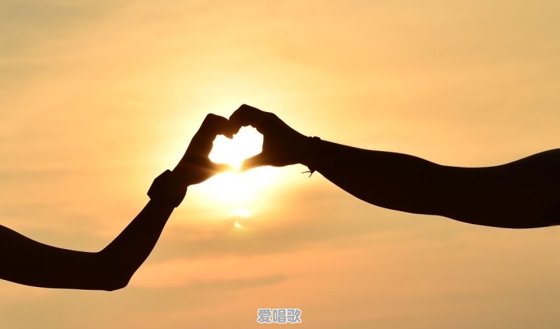 怎么教对象唱歌技巧呢 怎么教对象唱歌技巧呢 - 爱唱歌