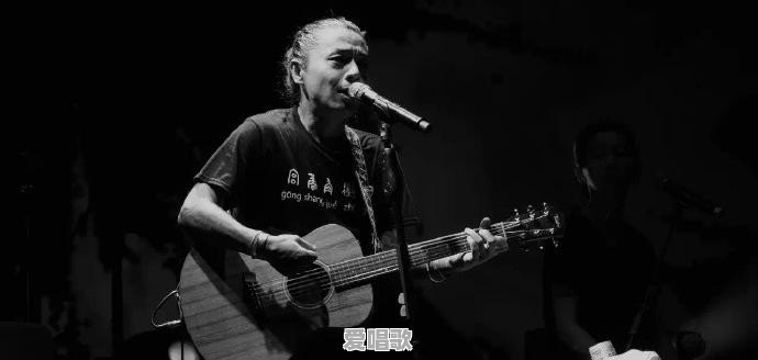 痛仰西湖歌词 痛仰西湖歌词 - 爱唱歌