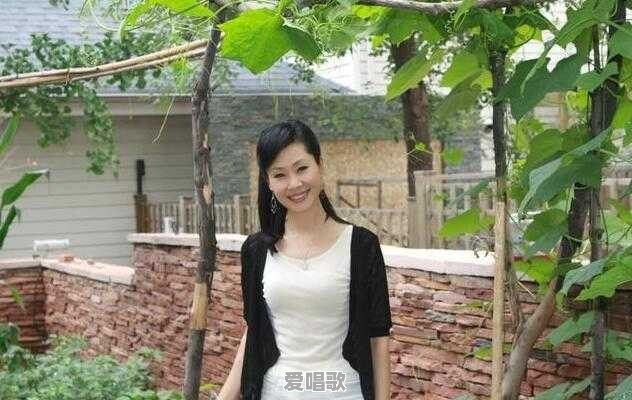 当年于文华跟尹相杰一首《纤夫的爱》红遍大江南北，要是一直下去二人会成为歌王歌后吗 - 爱唱歌