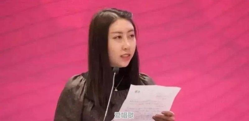 贾浅浅引爆诗坛,她的诗文水平到底如何?大家怎么看 贾浅浅引爆诗坛,她的诗文水平到底如何?大家怎么看 - 爱唱歌