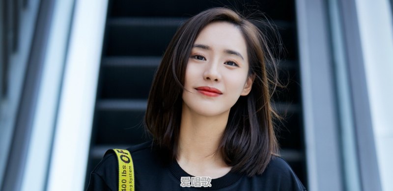 沈腾和尹正都追过的女神“秋雅”,为什么37岁了还这么美 - 爱唱歌