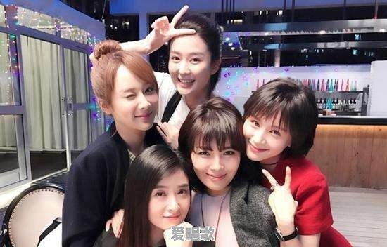 欢乐颂五美主题曲叫什么 欢乐颂五美主题曲叫什么 - 爱唱歌