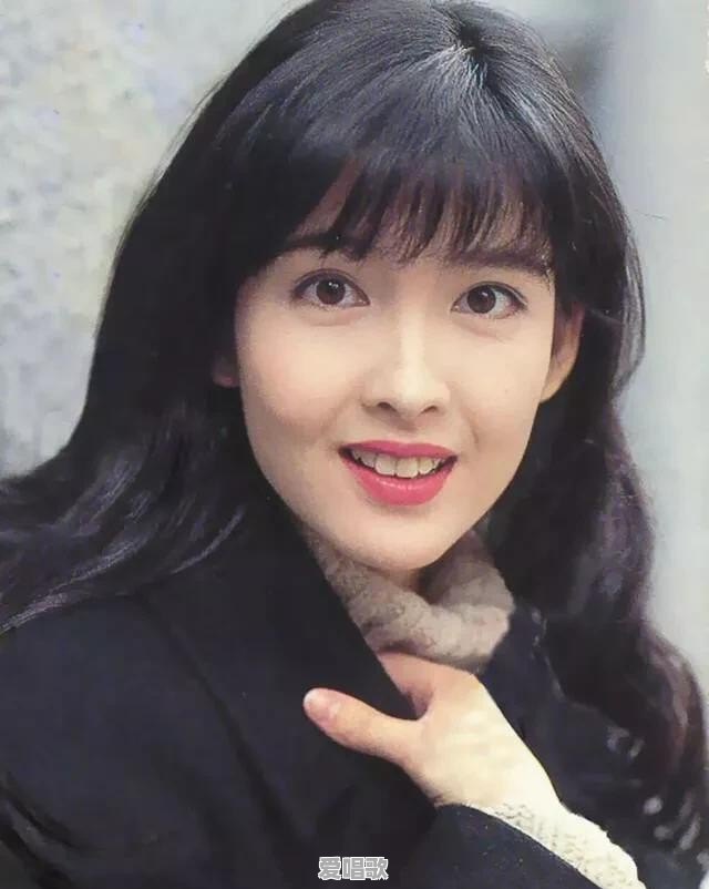 肖战戴了烤瓷牙吗 肖战戴了烤瓷牙吗 - 爱唱歌